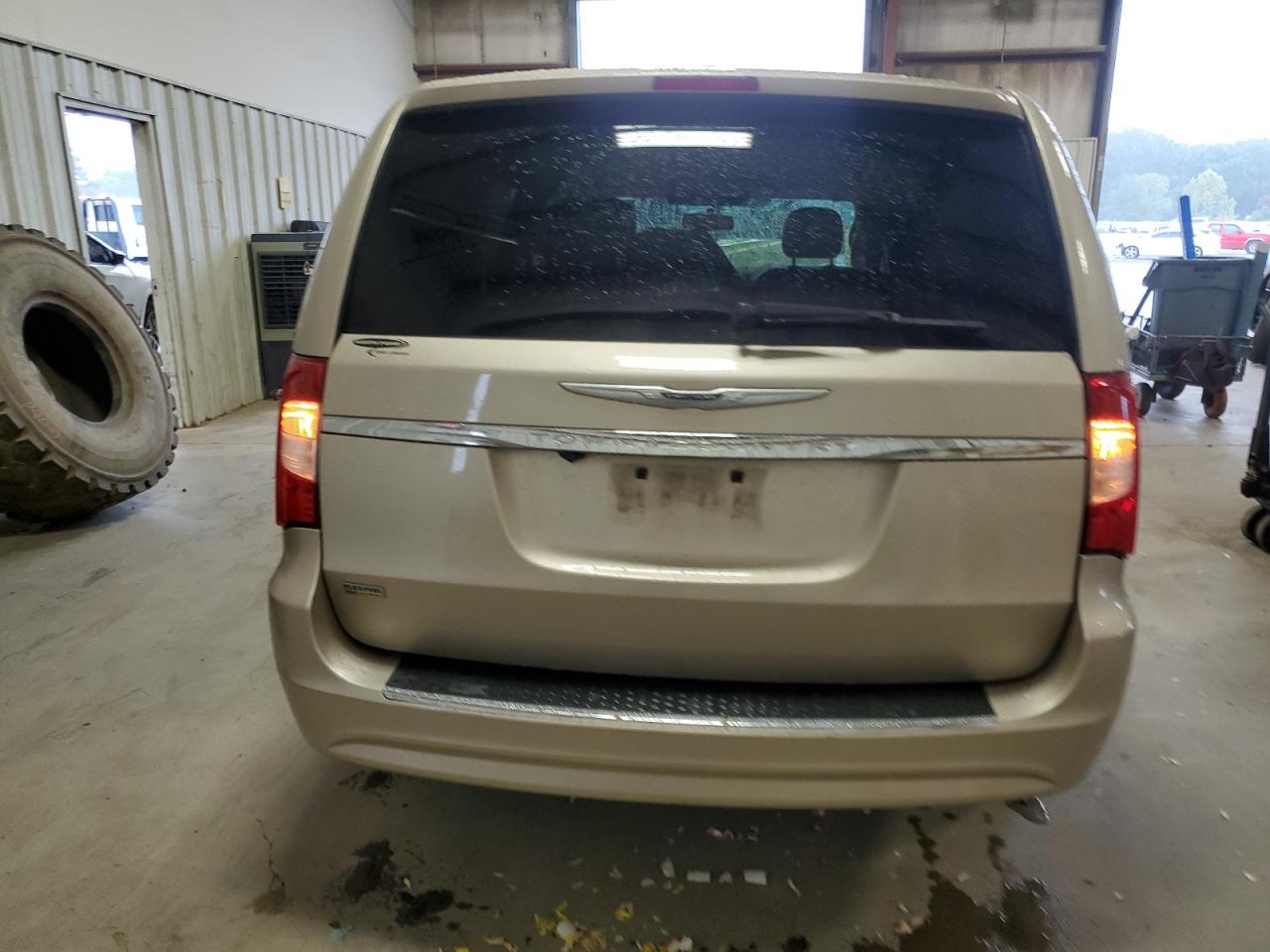 2014 Chrysler Town & Country Touring VIN: 2C4RC1BG4ER207342 Lot: 69627185