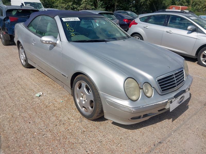 2001 MERCEDES CLK 320  