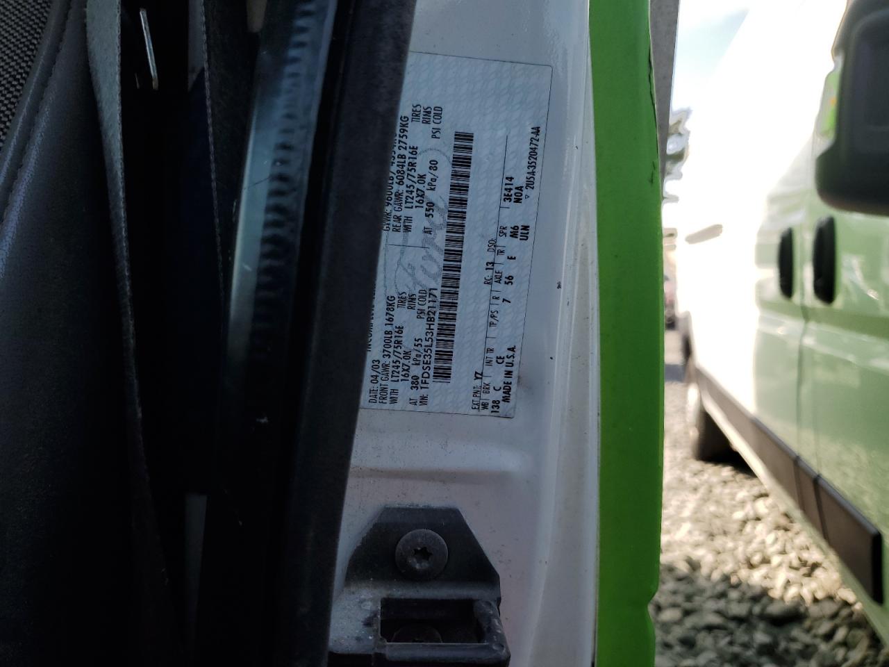 2003 Ford Econoline E350 Super Duty Cutaway Van VIN: 1FDSE35L53HB21171 Lot: 68700585