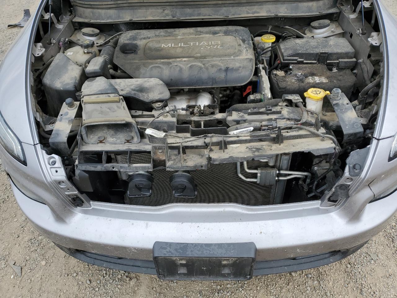 2018 Jeep Cherokee Latitude VIN: 1C4PJLCB4JD560737 Lot: 70369835