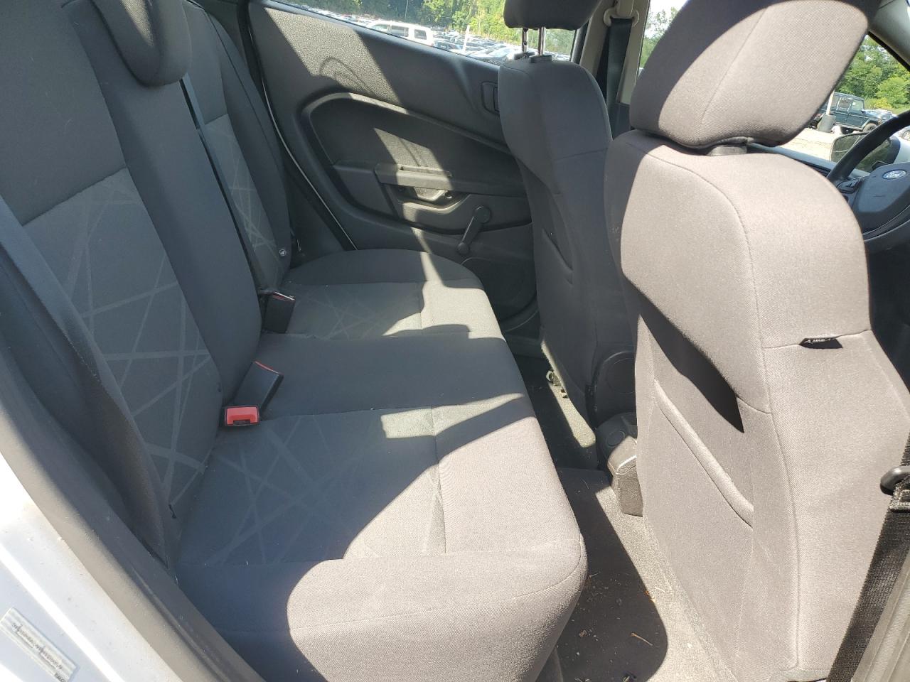 2015 Ford Fiesta S VIN: 3FADP4AJ9FM125859 Lot: 69411605