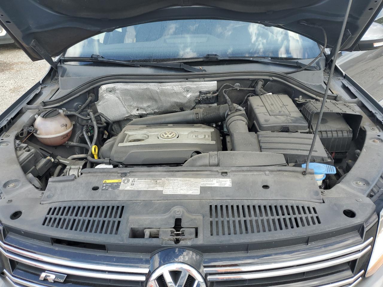 2016 Volkswagen Tiguan S VIN: WVGAV7AX8GW087336 Lot: 70038545