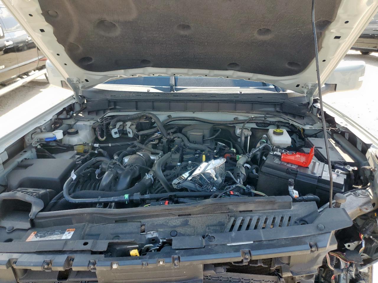 2022 Ford Bronco Base VIN: 1FMDE5DH4NLB78821 Lot: 68929445