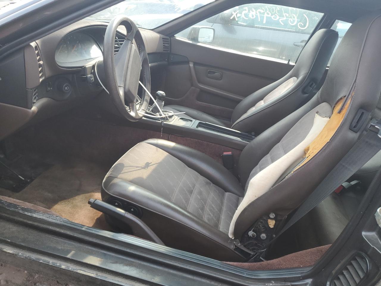 WP0AA0945FN451640 1985 Porsche 944