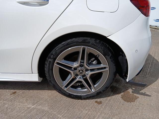 2024 MERCEDES BENZ A 180 AMG