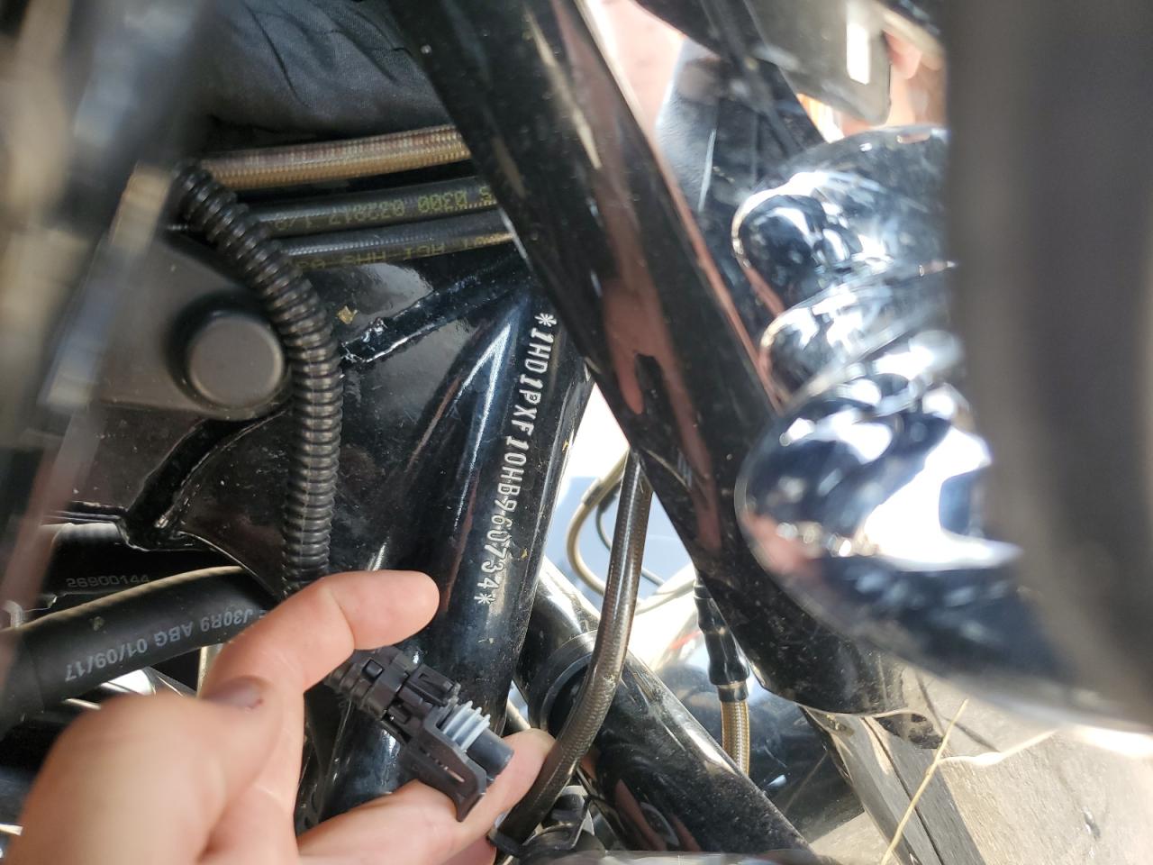 2017 Harley-Davidson Flhxse Cvo Street Glide VIN: 1HD1PXF10HB960734 Lot: 68110605