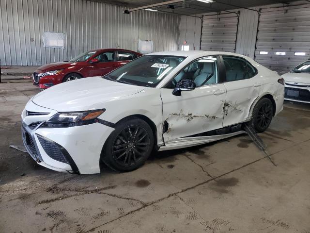  TOYOTA CAMRY 2022 Белы