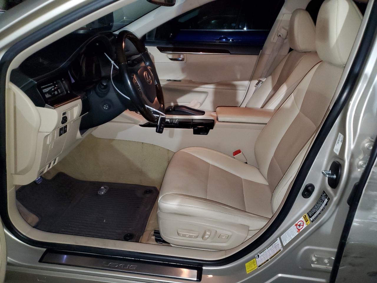 2015 Lexus Es 350 VIN: JTHBK1GG9F215780 Lot: 71313595