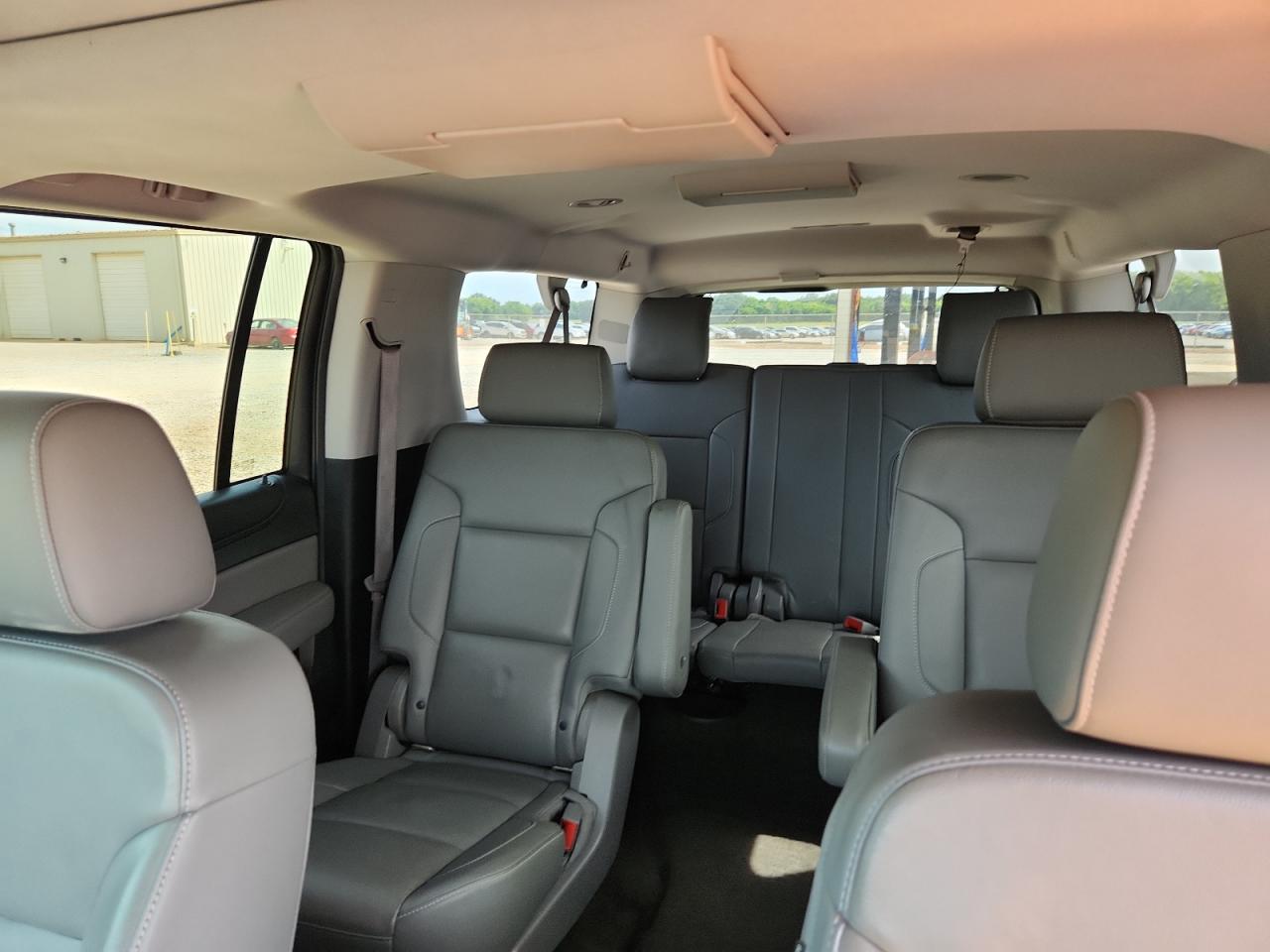 2016 Chevrolet Suburban VIN: 1GNSKHKC8GR138407 Lot: 70026755