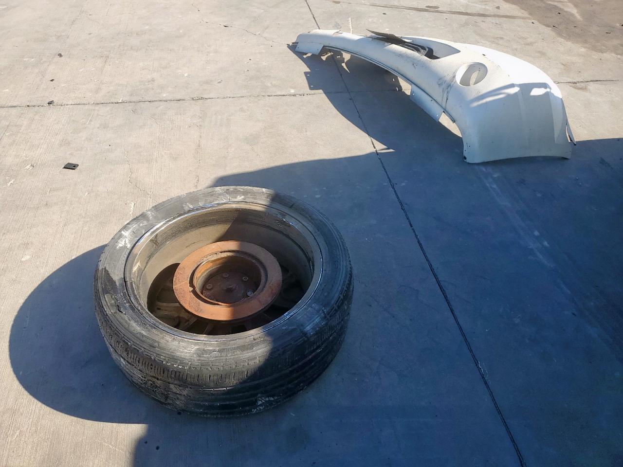 2011 GMC Yukon Slt VIN: 1GKS2CE02BR338306 Lot: 69281945