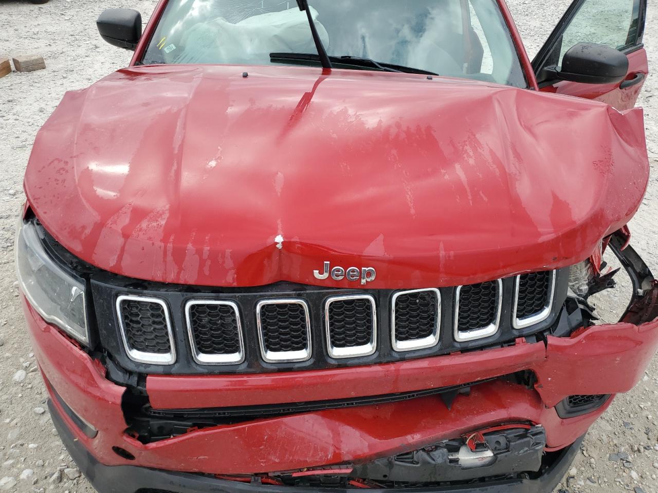 2018 Jeep Compass Sport VIN: 3C4NJCAB8JT265502 Lot: 67468855