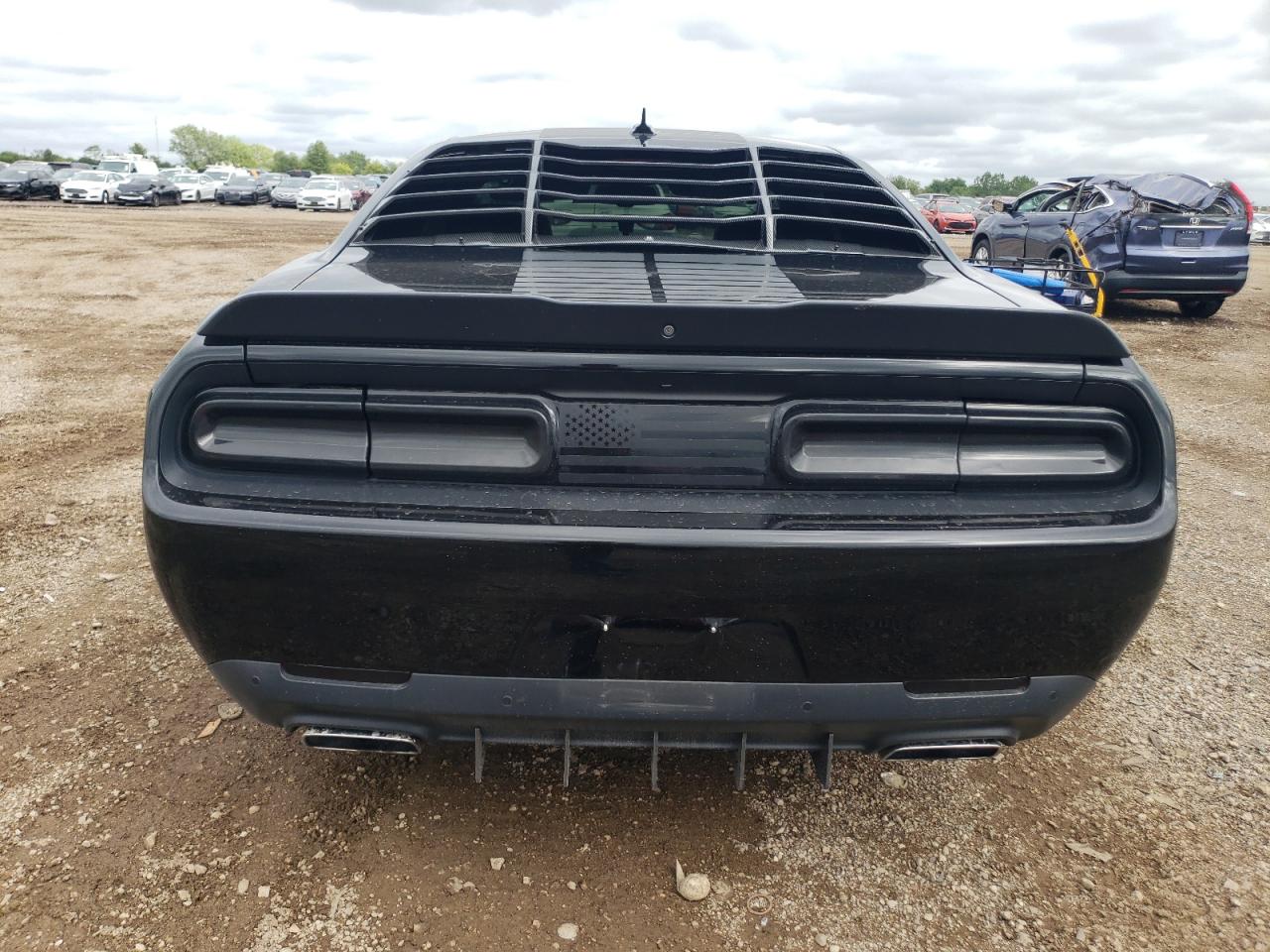 2015 Dodge Challenger R/T Scat Pack VIN: 2C3CDZFJ1FH888689 Lot: 69511785