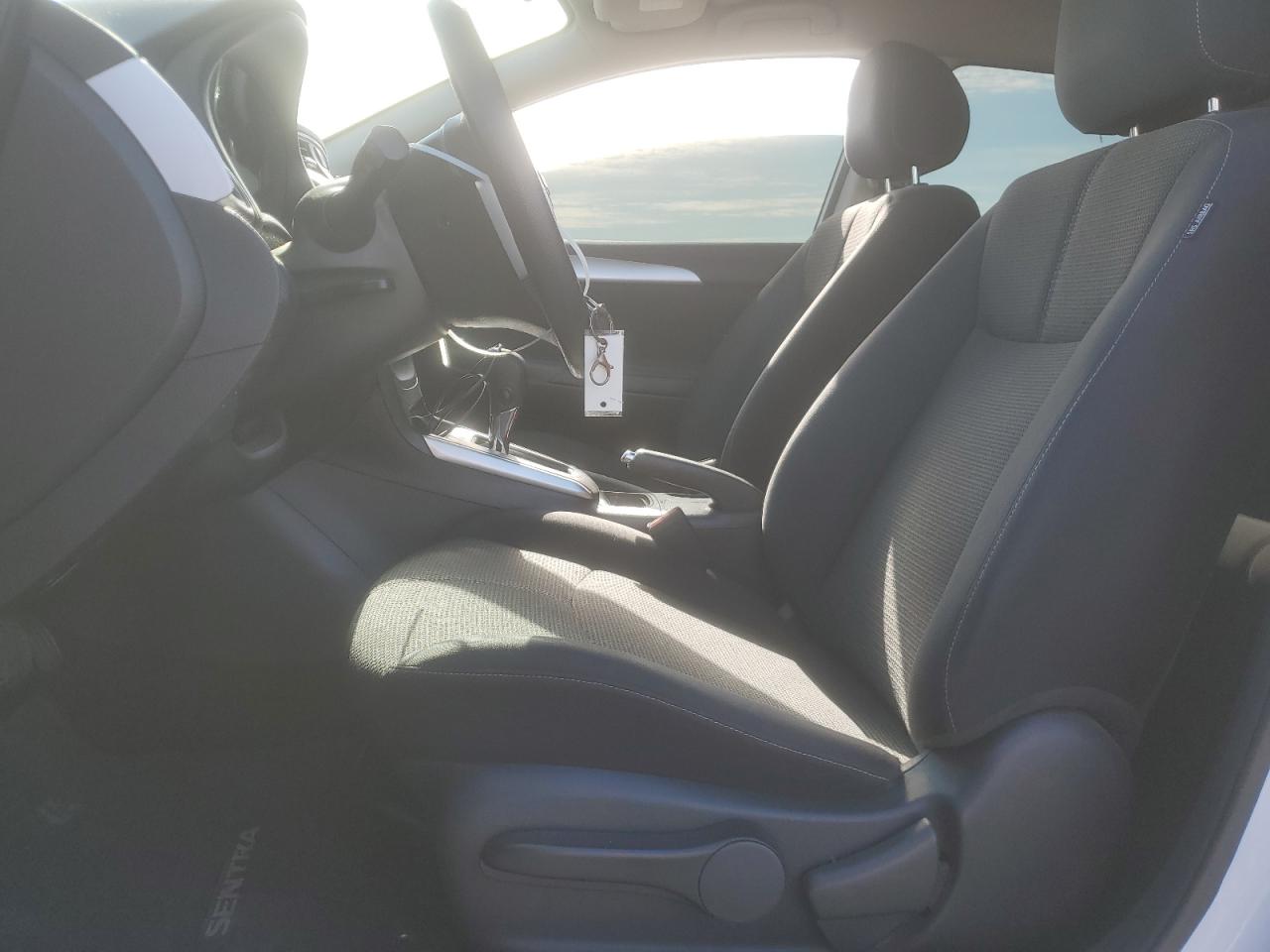 2017 Nissan Sentra S VIN: 3N1AB7AP0HY208208 Lot: 70303345