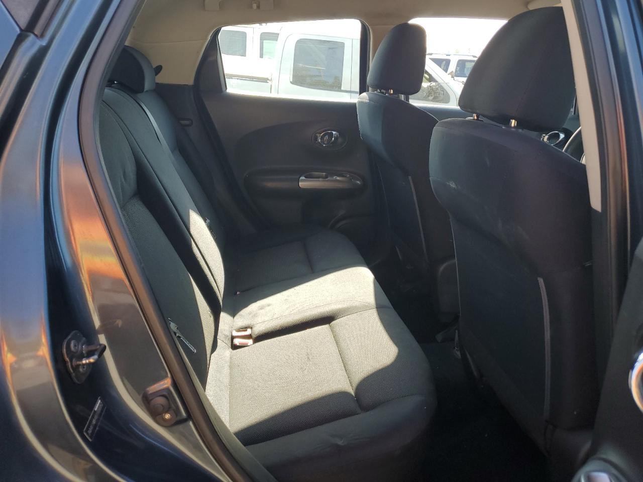 JN8AF5MR4BT008052 2011 Nissan Juke S