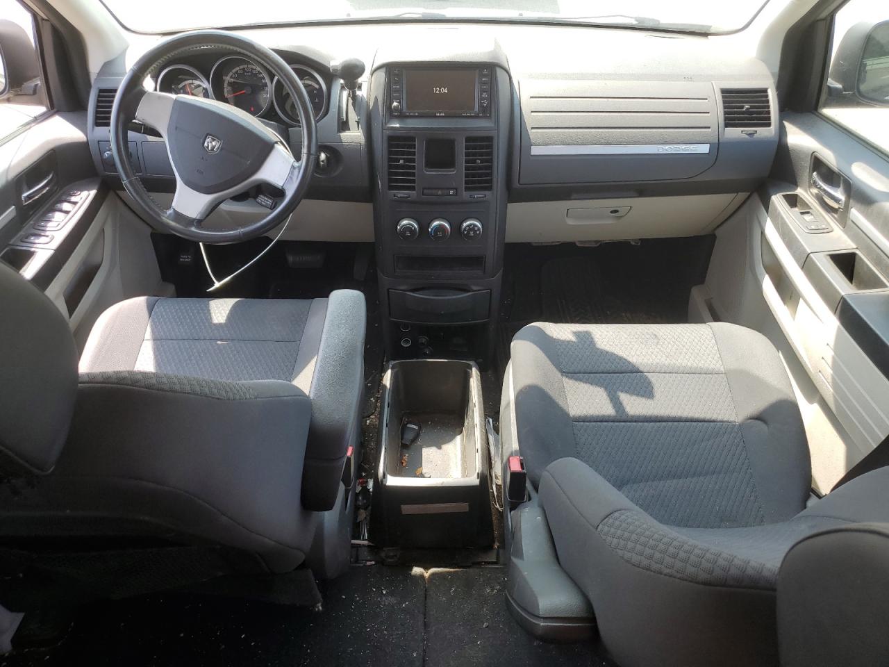 2010 Dodge Grand Caravan Se VIN: 2D4RN4DE1AR248841 Lot: 68377345