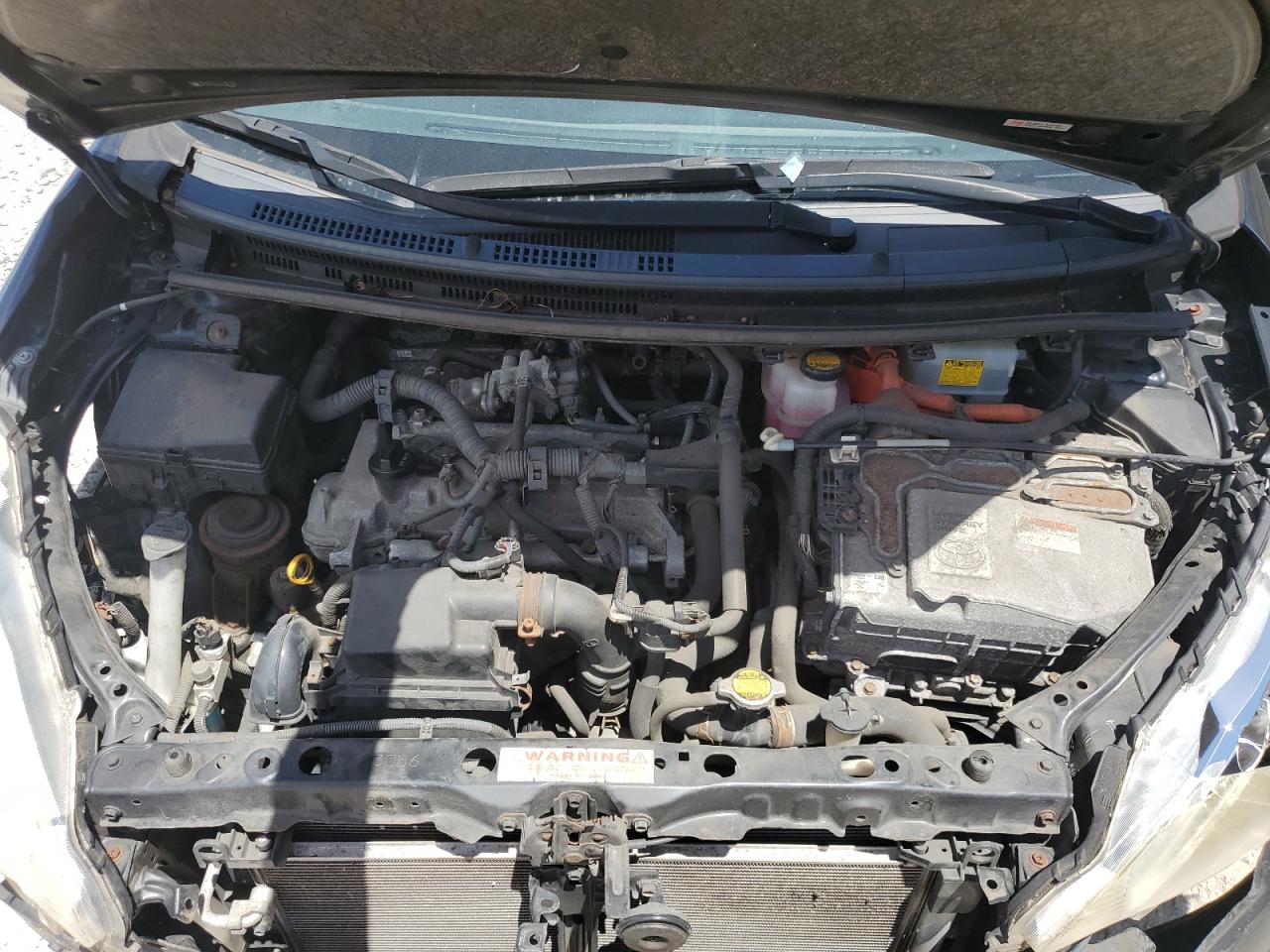 2013 Toyota Prius C VIN: JTDKDTB30D1042142 Lot: 67358805