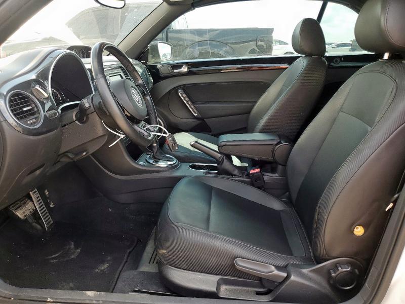 VOLKSWAGEN BEETLE 2013 White