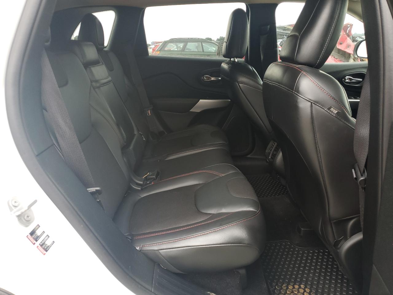 2017 Jeep Cherokee Trailhawk VIN: 1C4PJMBS3HW647888 Lot: 68462265