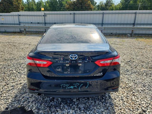  TOYOTA CAMRY 2018 Granatowy