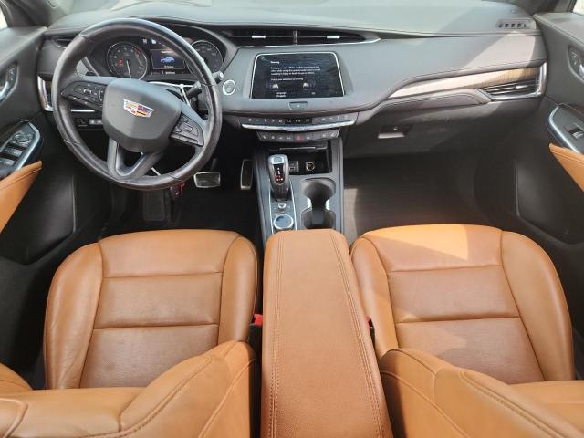  CADILLAC XT4 2019 Белы