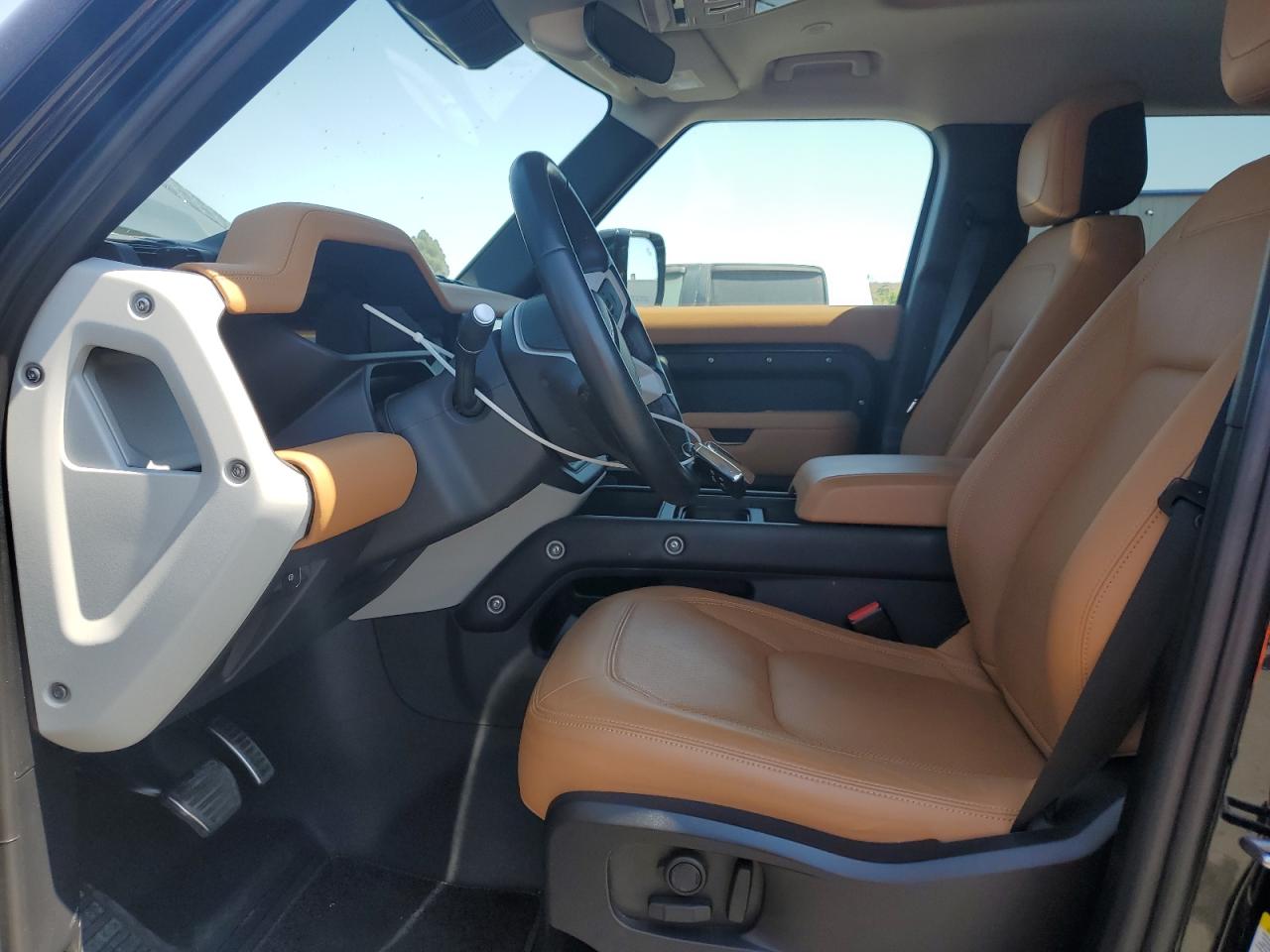 2024 Land Rover Defender 110 S VIN: SALEJ7EU5R2301476 Lot: 68674905