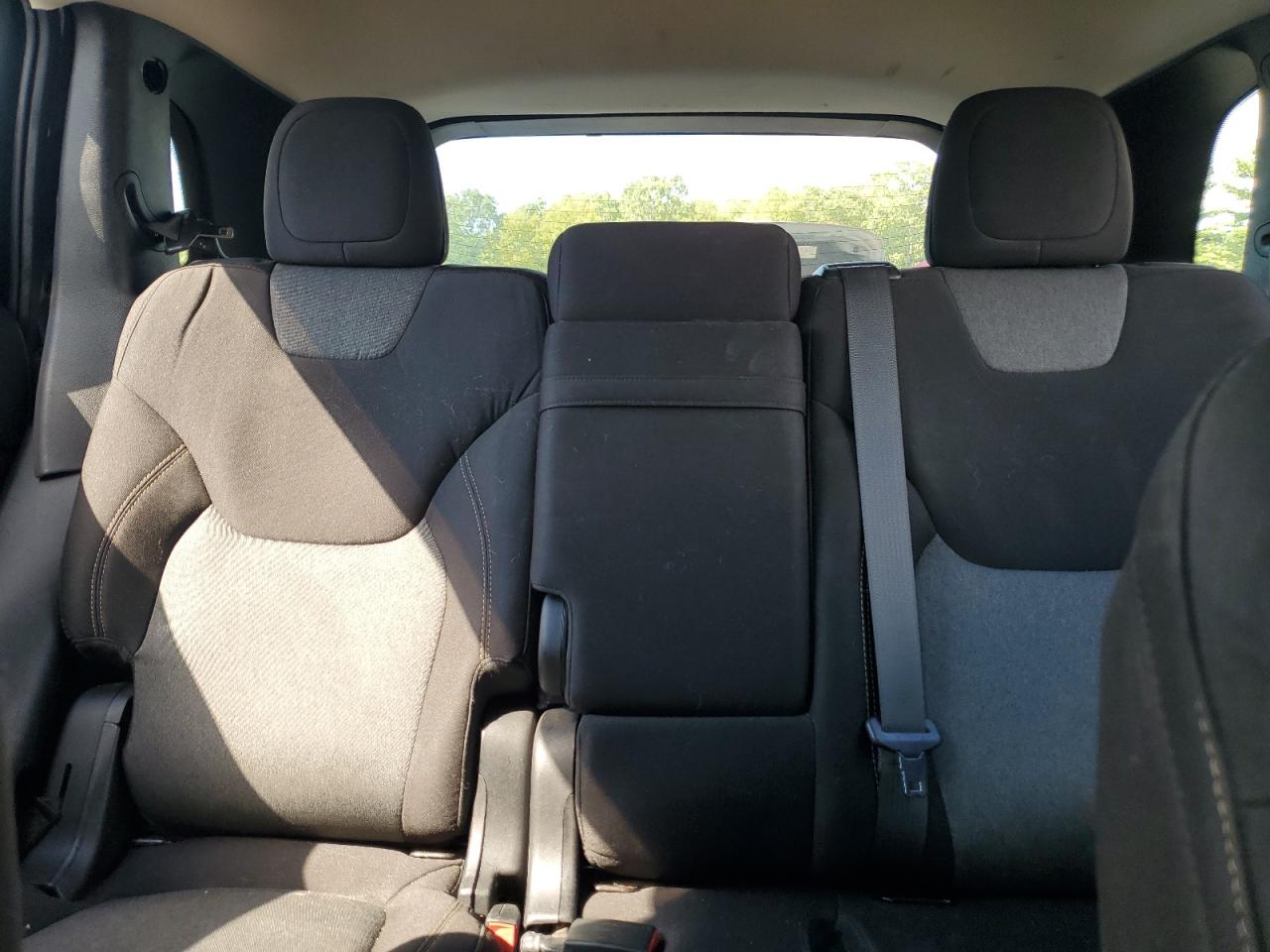 2015 Jeep Cherokee Sport VIN: 1C4PJMAB4FW756634 Lot: 69289715