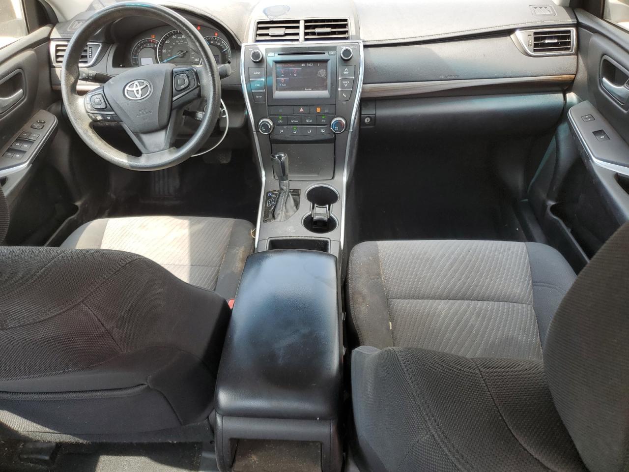 4T1BF1FK2FU913071 2015 Toyota Camry Le