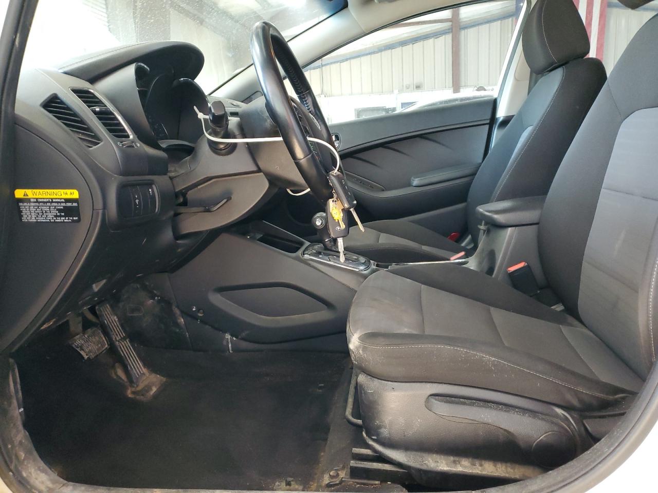 2018 Kia Forte Lx VIN: 3KPFL4A76JE261338 Lot: 66829085