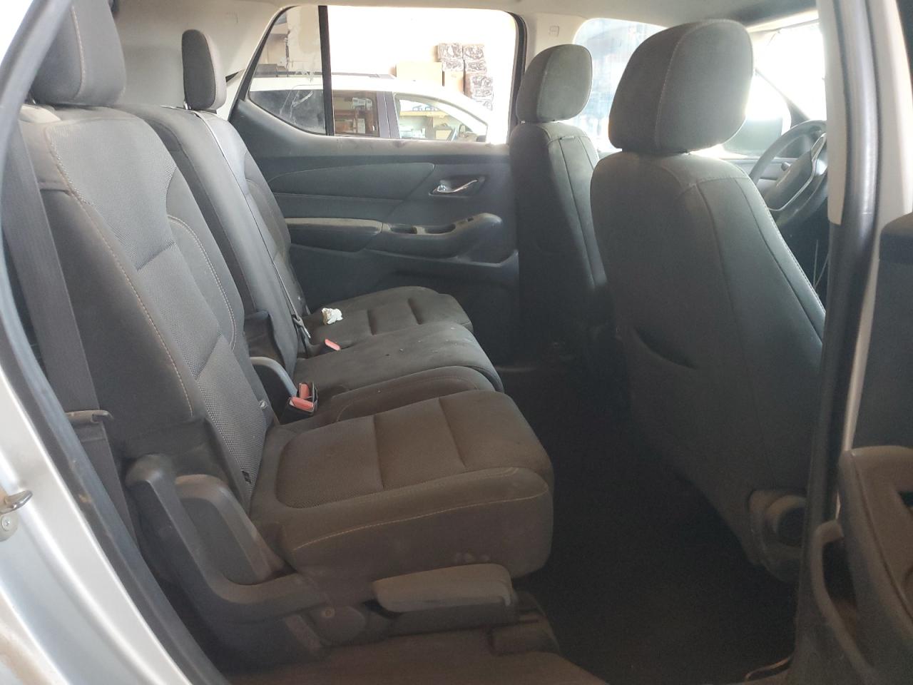 1GNERFKWXJJ142939 2018 Chevrolet Traverse Ls