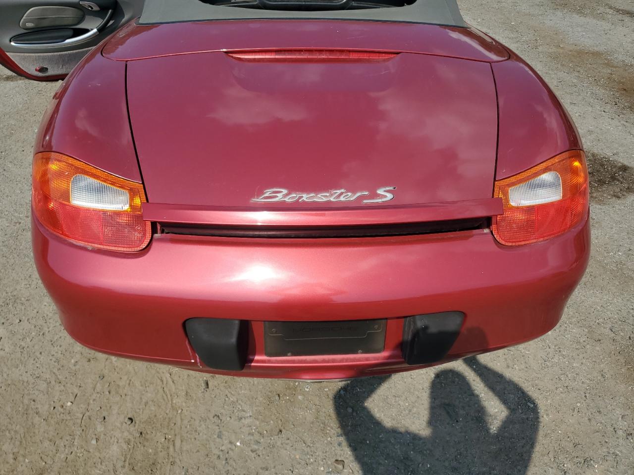 2002 Porsche Boxster S VIN: WP0CB29852U661028 Lot: 68100615