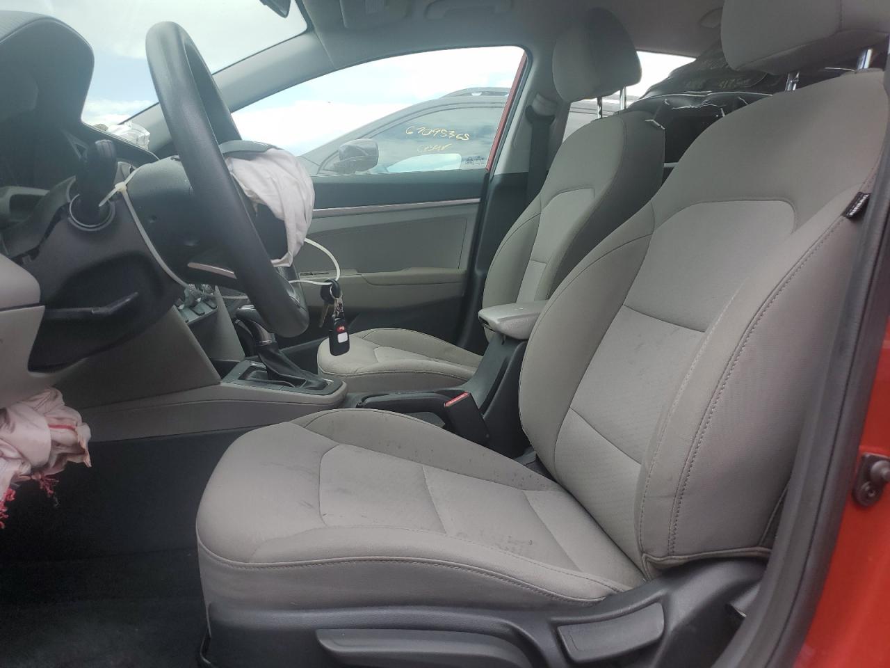 2019 Hyundai Elantra Se VIN: 5NPD74LF2KH489978 Lot: 68828815