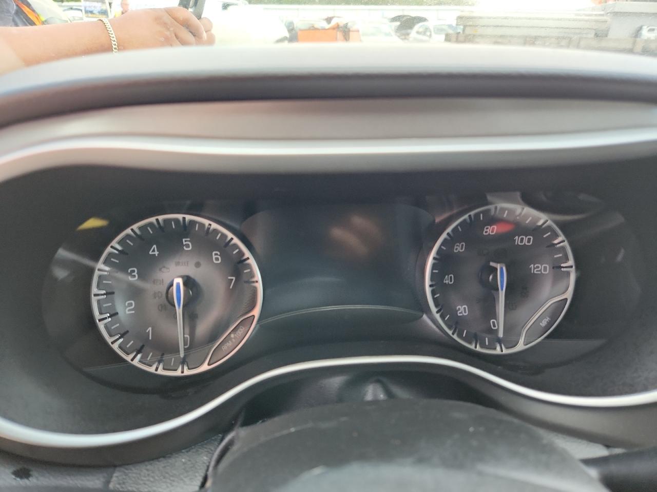 2022 Chrysler Pacifica Touring L VIN: 2C4RC1BG9NR193745 Lot: 70048855