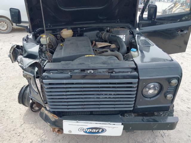 2001 LAND ROVER DEFENDER 9