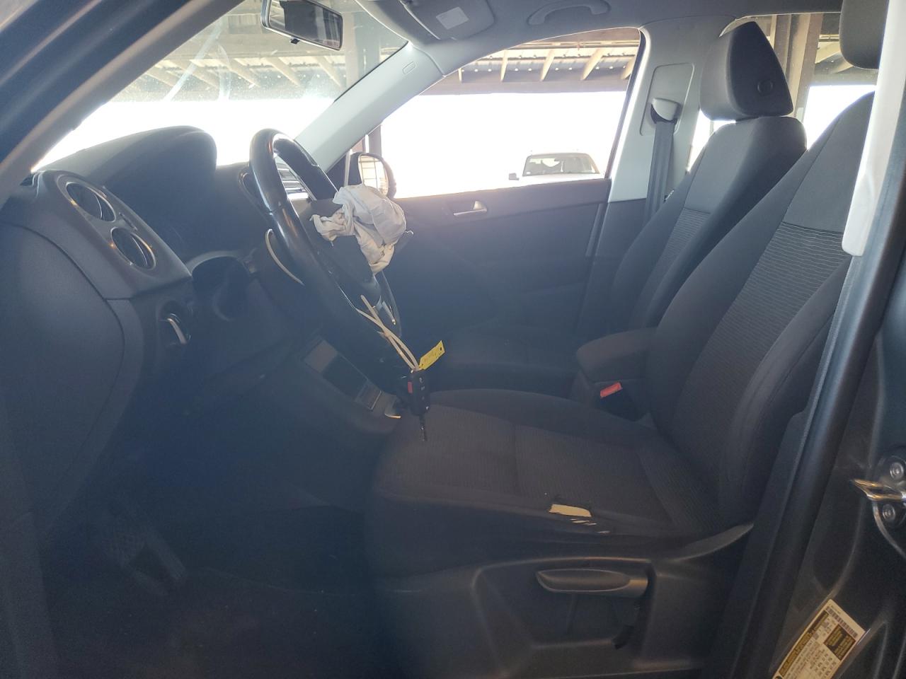 2014 Volkswagen Tiguan S VIN: WVGAV3AX8EW556155 Lot: 67572205