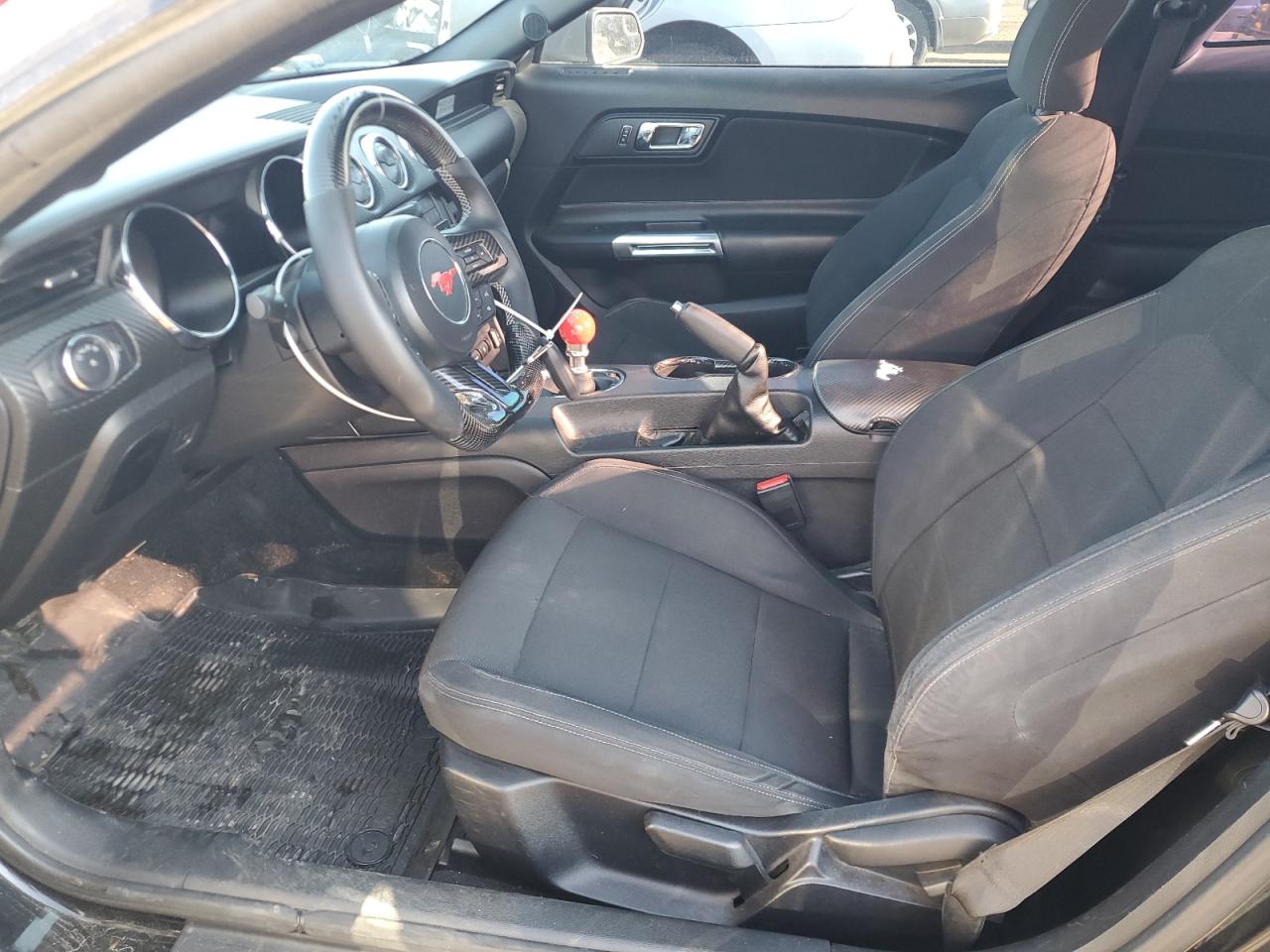 2015 Ford Mustang VIN: 1FA6P8AM4F5330229 Lot: 69495055