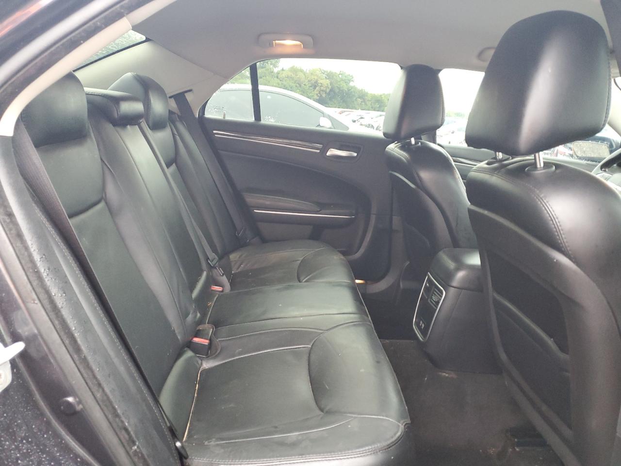 2015 Chrysler 300 Limited VIN: 2C3CCAAG3FH881596 Lot: 70319135