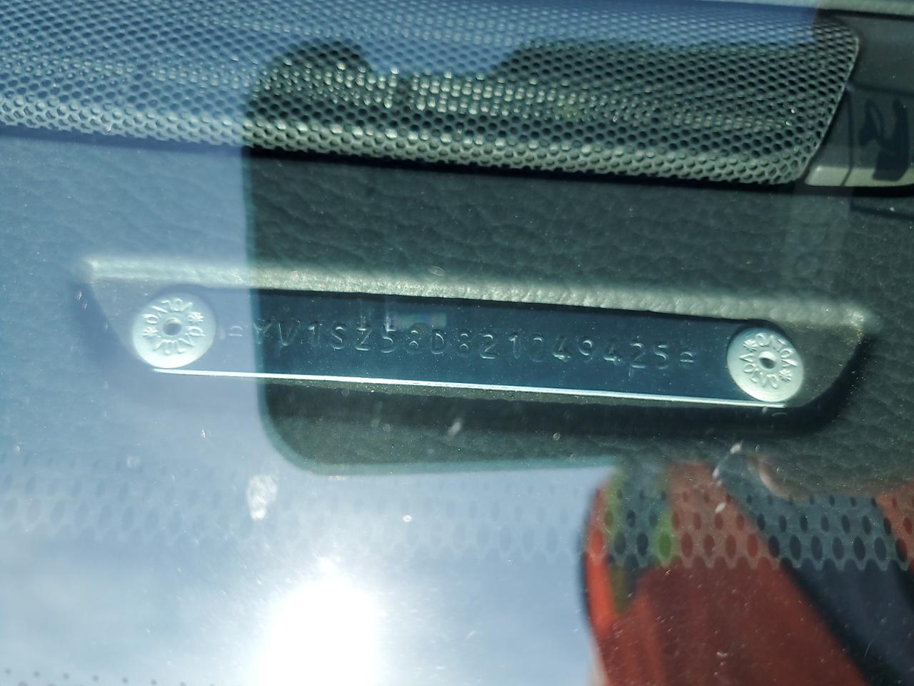 2002 Volvo V70 Xc VIN: YV1SZ58D821429425 Lot: 70138855