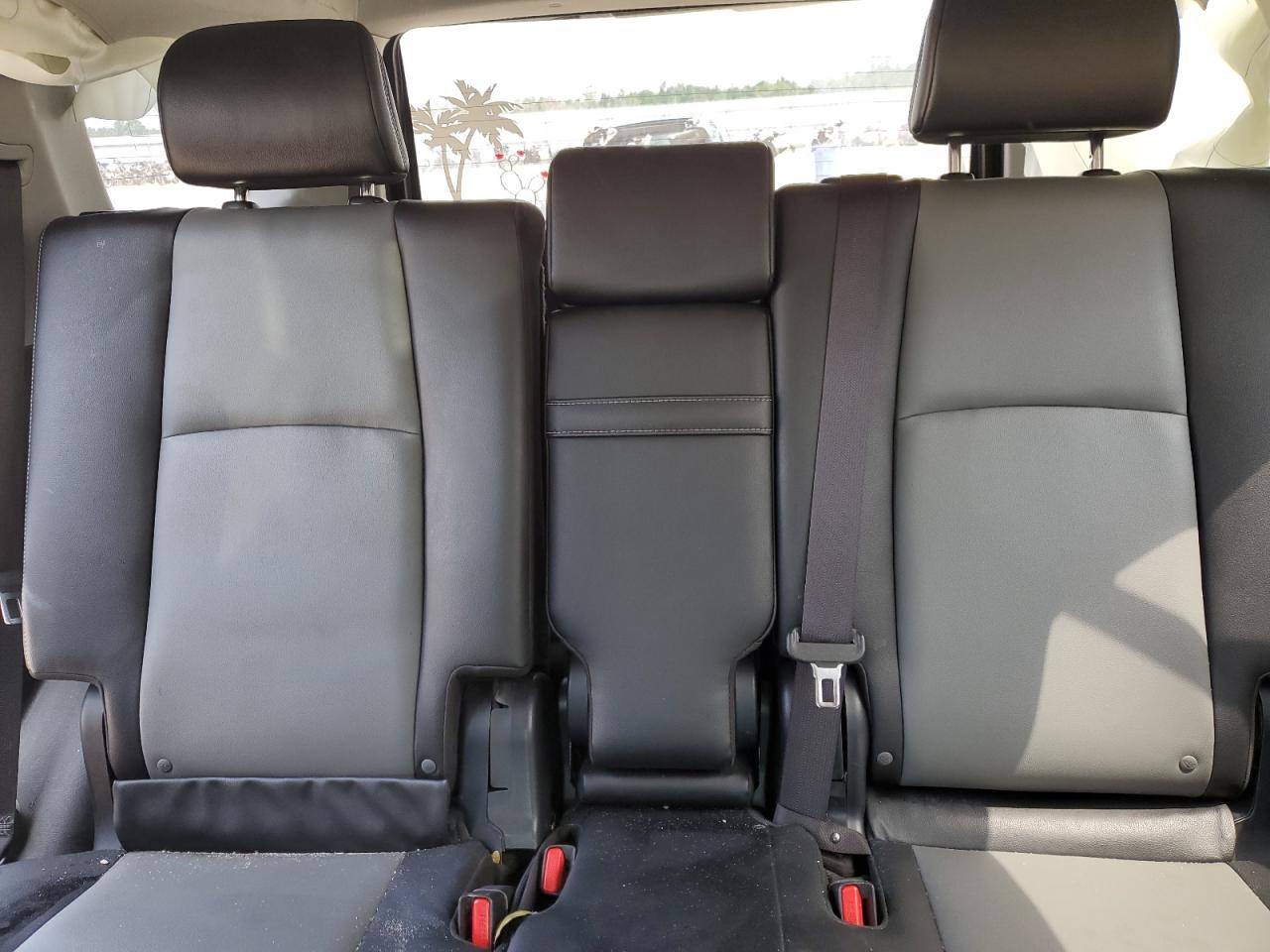 2016 Toyota 4Runner Sr5/Sr5 Premium VIN: JTEBU5JR5G5385975 Lot: 69516165