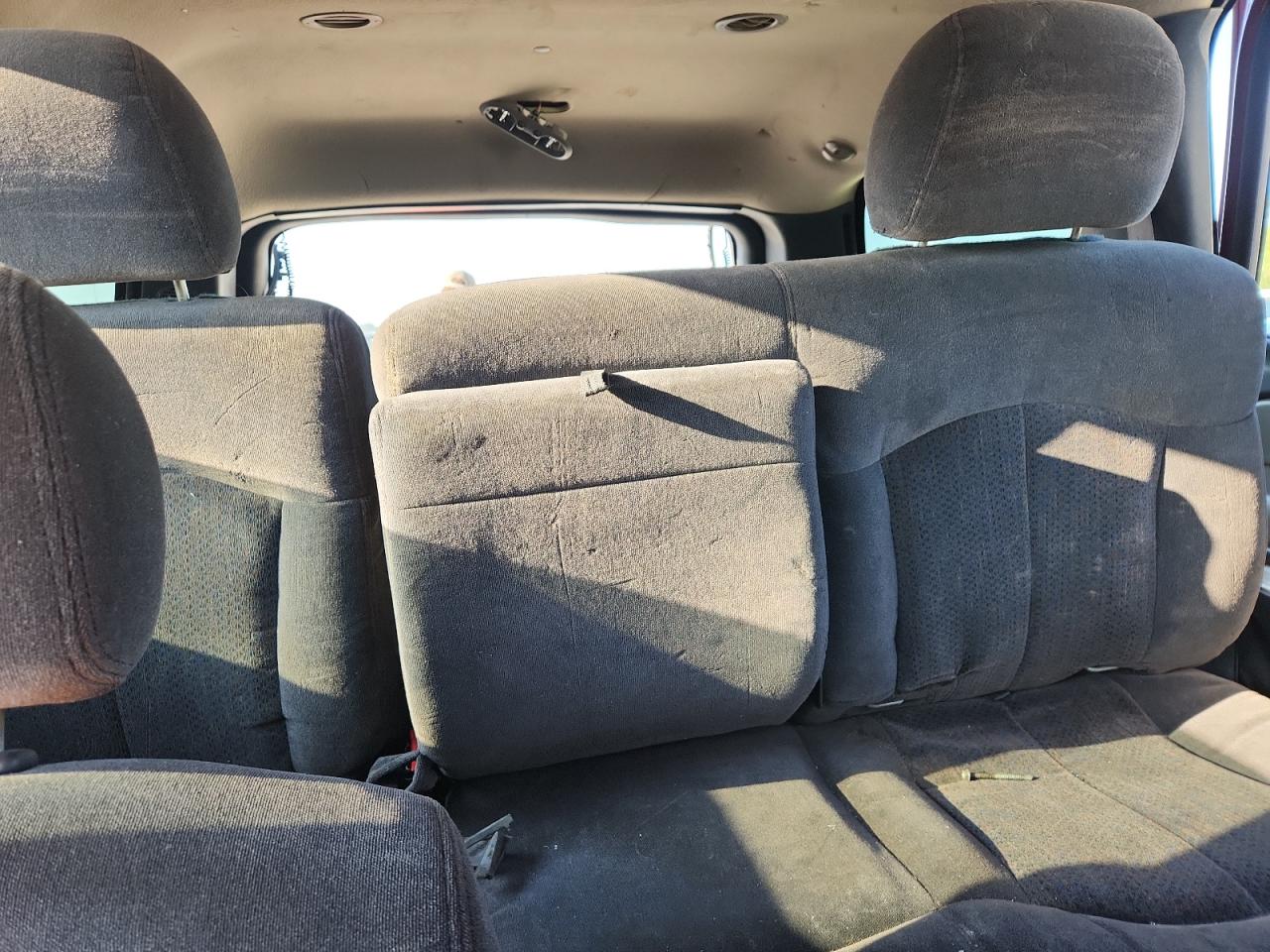 2002 Chevrolet Tahoe K1500 VIN: 1GNEK13V82J167420 Lot: 69050305