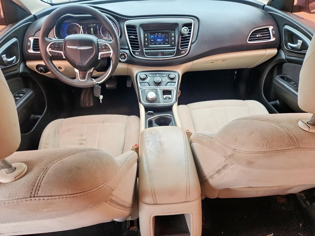 2015 Chrysler 200 Limited VIN: 1C3CCCABXFN712604 Lot: 70784595