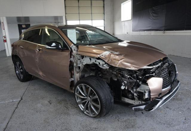  INFINITI QX30 2017 Розовый