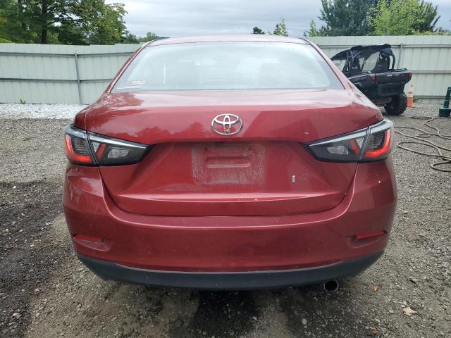  TOYOTA YARIS 2017 Czerwony