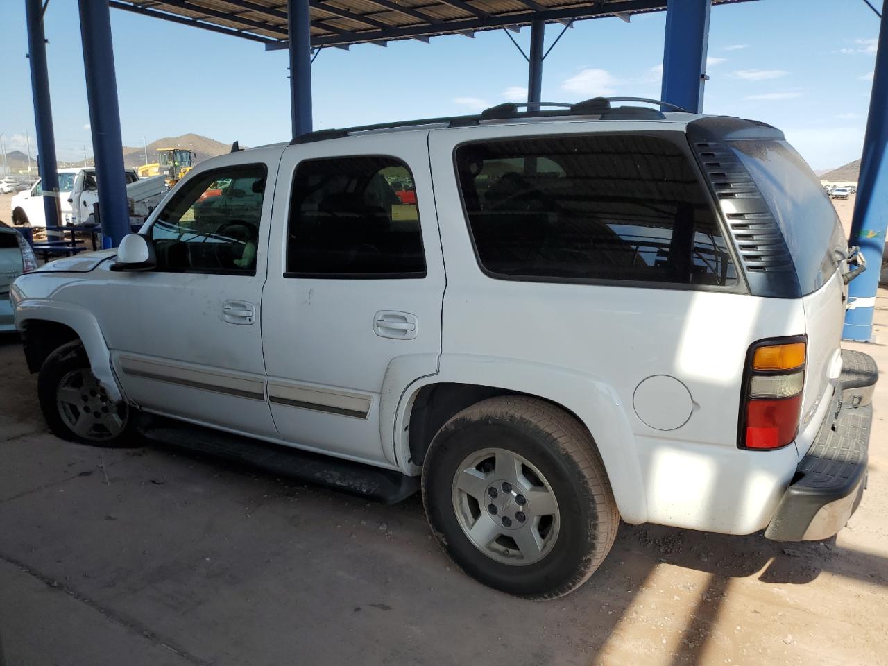 2006 Chevrolet Tahoe C1500 white null gas 1GNEC13T96R112204 photo #3