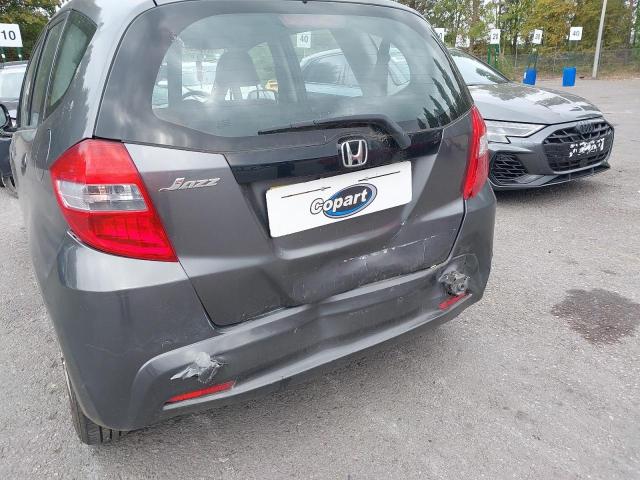 2013 HONDA JAZZ I-VTEC ES 