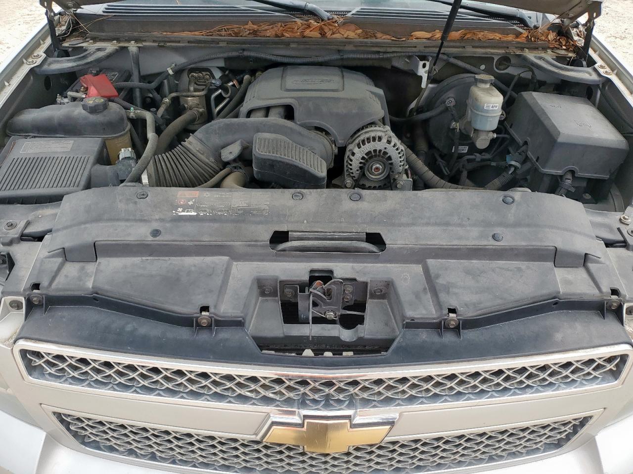 2011 Chevrolet Suburban C1500 Lt VIN: 1GNSCJE02BR390331 Lot: 68416815