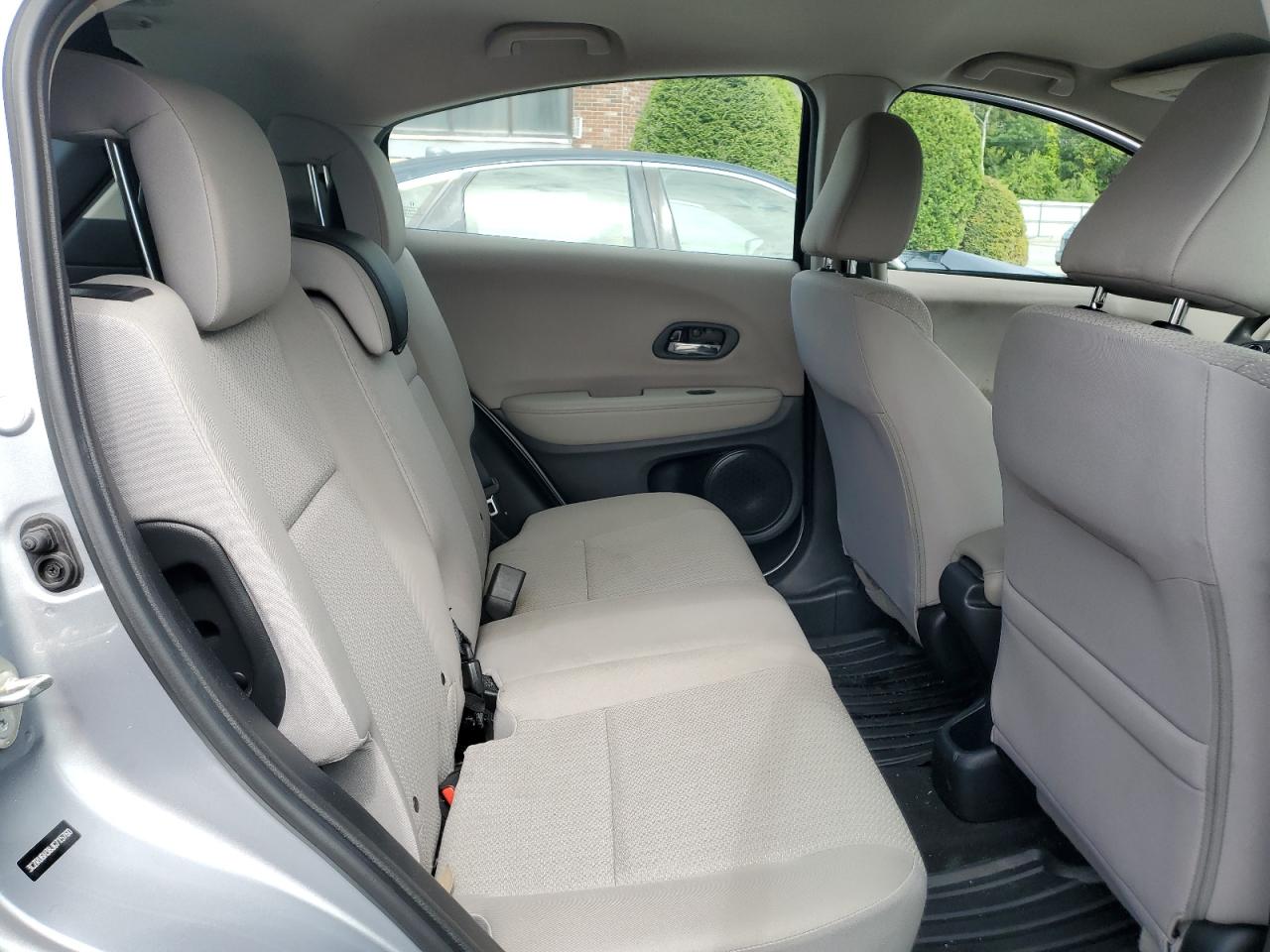 2018 Honda Hr-V Lx VIN: 3CZRU6H38JG715760 Lot: 69360145