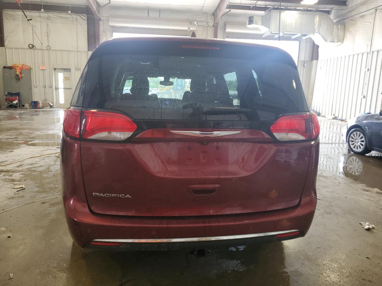 2017 Chrysler Pacifica Touring L Plus VIN: 2C4RC1EG2HR811827 Lot: 67468775