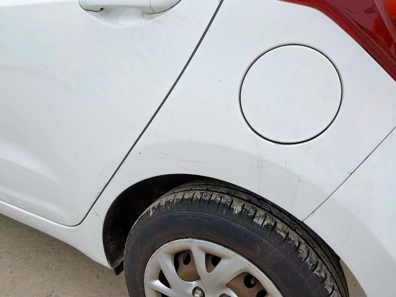 2018 HYUNDAI I10 SE