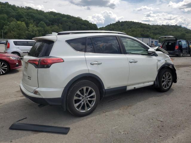 Паркетники TOYOTA RAV4 2017 Белы