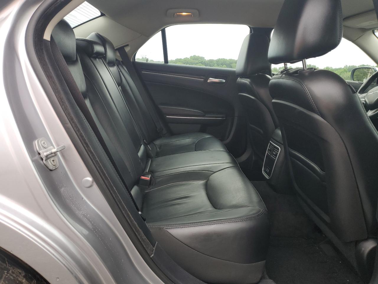 2015 Chrysler 300 Limited VIN: 2C3CCARG9FH887584 Lot: 68158505